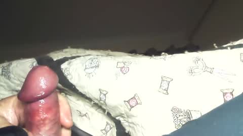 Snapshot of thisbloke96 chatting on April 17, 7:39 pm thisbloke96 online show from April 17, 7:39 pm
