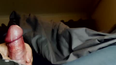 Snapshot of thisbloke96 chatting on April 23, 9:52 am thisbloke96 online show from April 23, 9:52 am