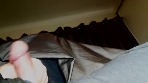 Snapshot of thisbloke96 chatting on May 2, 3:22 am thisbloke96 online show from May 2, 3:22 am
