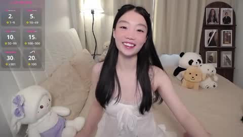 Snapshot of thisgirl__ chatting on April 21, 1:18 am kk online show from April 21, 1:18 am