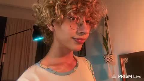 Snapshot of thisisdamiano chatting on July 27, 6:37 pm Damiano online show from July 27, 6:37 pm
