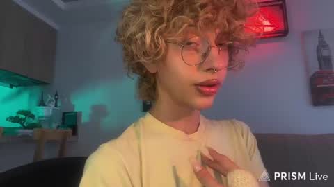 Snapshot of thisisdamiano chatting on July 28, 6:31 pm Damiano online show from July 28, 6:31 pm