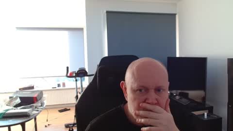 Snapshot of thomas315627 chatting on April 25, 5:54 pm thomas315627 online show from April 25, 5:54 pm