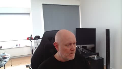 Snapshot of thomas315627 chatting on May 17, 3:08 pm thomas315627 online show from May 17, 3:08 pm