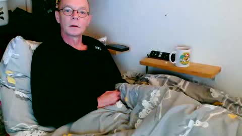 thomas6799 online show from November 3, 5:42 am