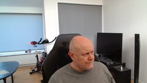 thomas806035 online show from June 23, 7:17 am