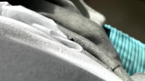 Snapshot of thomas_b7 chatting on April 10, 2:44 pm thomas_b7 online show from April 10, 2:44 pm