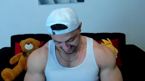 Thomas Brandon online show from February 2, 2:06 am