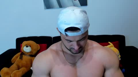 Thomas Brandon online show from February 3, 2:14 am