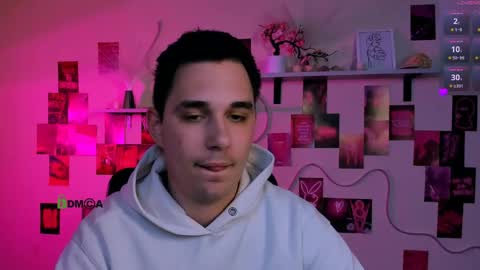 thomas_crow online show from April 20, 6:53 pm