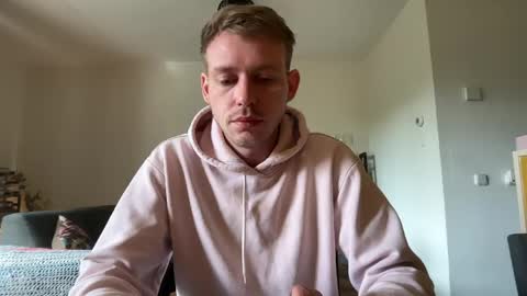 Snapshot of thomas_jd chatting on April 26, 3:21 pm Thomas online show from April 26, 3:21 pm