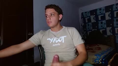 Snapshot of thomas_may4rs chatting on November 5, 1:38 am ---Thomas--- online show from November 5, 1:38 am