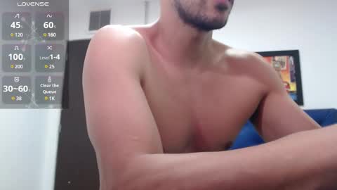 Thomas online show from December 2, 9:06 pm