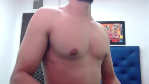 Thomas online show from January 24, 8:54 pm