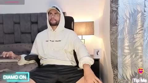 Thomas online show from October 14, 4:08 pm