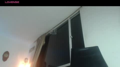 thomasjons online show from April 28, 9:47 am