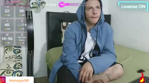 Snapshot of thomasjons chatting on July 26, 1:58 am thomasjons online show from July 26, 1:58 am