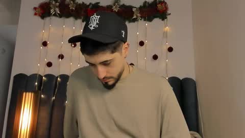 Snapshot of thomasmarzo1 chatting on January 12, 5:51 pm sweetfit boy online show from January 12, 5:51 pm