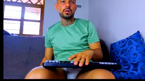 Snapshot of thomassmith2023 chatting on May 27, 7:55 pm thomas smith online show from May 27, 7:55 pm
