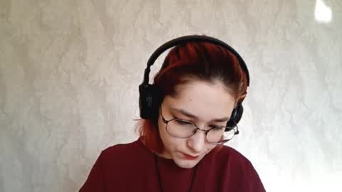 Lina online show from December 14, 8:20 am