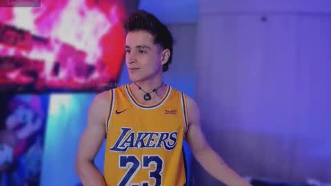 Thom Klein online show from November 21, 9:19 am