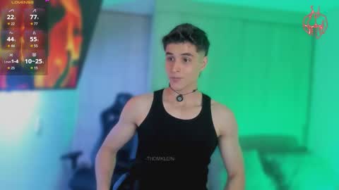 Thom Klein online show from March 3, 7:53 pm