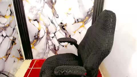 Thomas online show from March 4, 6:14 pm