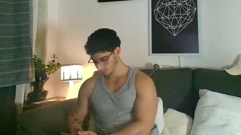 thomylov online show from February 18, 1:12 am