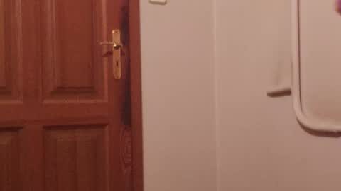 Snapshot of thongsandstockings chatting on December 14, 10:25 pm Thongsandstocking online show from December 14, 10:25 pm