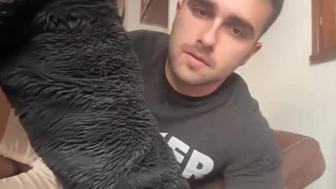 Snapshot of thony_grey chatting on December 2, 10:12 pm Thony Grey online show from December 2, 10:12 pm