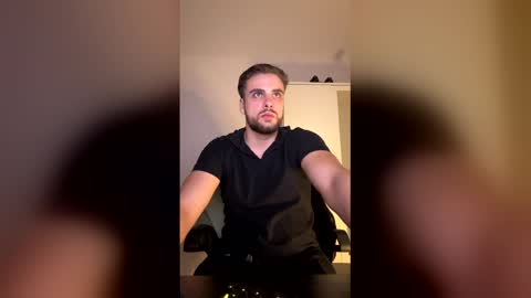 thorodinson03 online show from February 26, 1:48 am