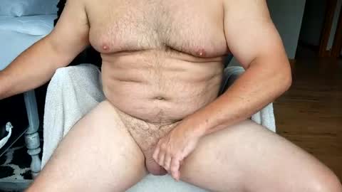 Snapshot of thrilled1 chatting on July 10, 6:21 pm Horny Friend with Benifits online show from July 10, 6:21 pm