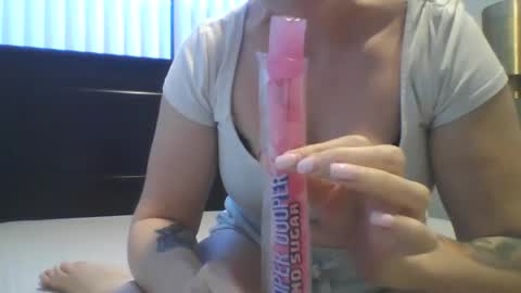 Snapshot of thrillho89 chatting on July 8, 6:18 am thrillho89 online show from July 8, 6:18 am