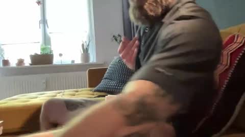 Snapshot of throatface_killah chatting on September 13, 3:12 pm throatface_killah online show from September 13, 3:12 pm