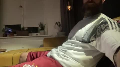 Snapshot of throatface_killah chatting on September 18, 5:59 pm throatface_killah online show from September 18, 5:59 pm