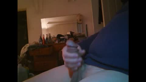 throbbing1 online show from November 23, 10:15 am