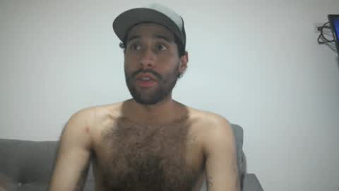 Snapshot of throwawayyourgun chatting on February 2, 3:17 pm Luka online show from February 2, 3:17 pm