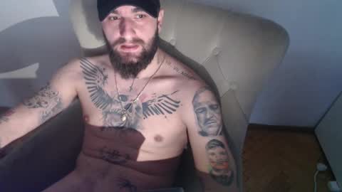 HugeJuicy online show from December 19, 1:29 pm