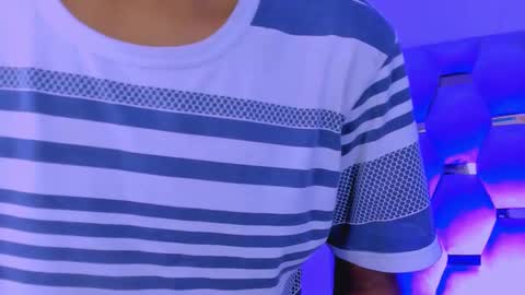 Snapshot of tiago_xxx_ chatting on October 23, 10:41 pm tiago_xxx_ online show from October 23, 10:41 pm