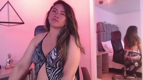  TIANA  online show from April 30, 12:33 pm