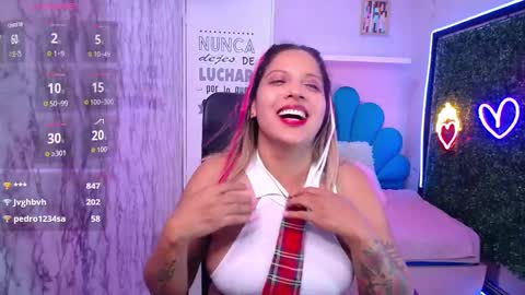 tiana_breeze online show from October 20, 9:32 am
