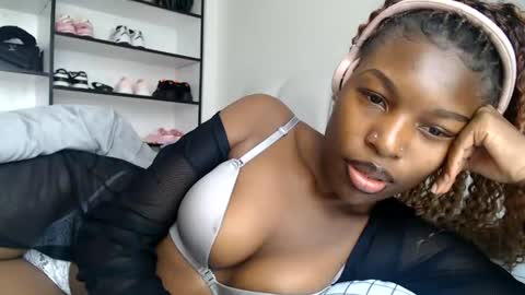 tiana_kay online show from July 1, 9:44 am