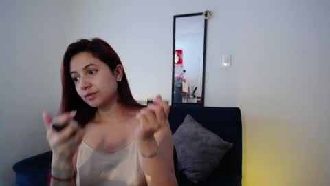 Snapshot of tiana_sweett chatting on June 7, 12:42 pm tiana online show from June 7, 12:42 pm