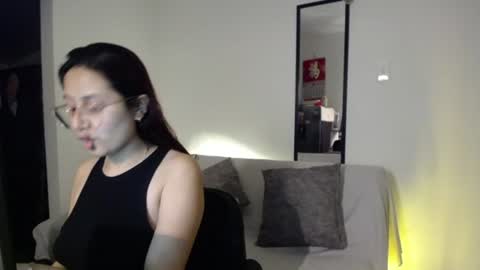 Snapshot of tiana_sweett chatting on June 13, 1:03 am tiana online show from June 13, 1:03 am