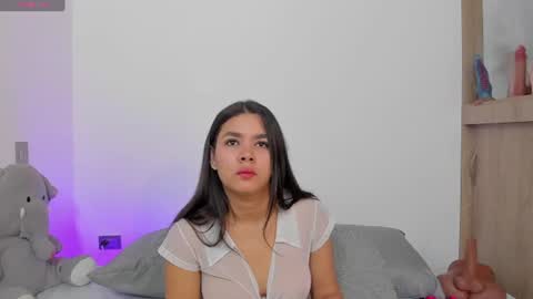 T I A N A online show from June 14, 5:04 pm