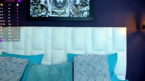 Snapshot of tiara19cute chatting on June 16, 2:52 pm tiara19cute online show from June 16, 2:52 pm
