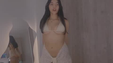 Snapshot of tiaraaa_02 chatting on March 11, 2:54 am Tiaraaa 02 online show from March 11, 2:54 am