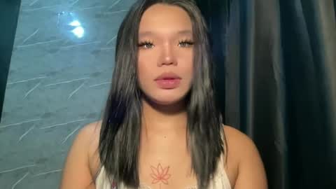 Snapshot of tiaragodhere chatting on June 18, 8:03 am Ms. Tiara online show from June 18, 8:03 am