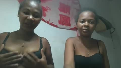 Snapshot of tibavy chatting on November 8, 7:52 am tibavy online show from November 8, 7:52 am