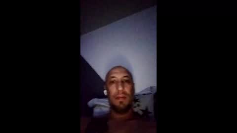 Snapshot of tiberiuandreitone chatting on January 15, 10:24 pm Joker online show from January 15, 10:24 pm